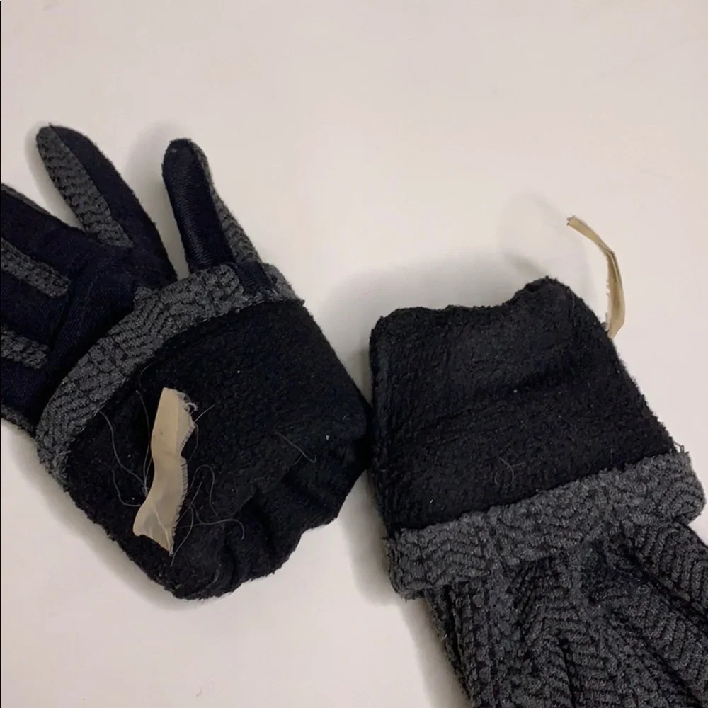Charcoal Grey Sweater Knit Women’s S/M gloves women’s winter accessory